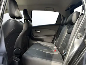 Toyota Yaris 1.5 VVT-i HSD Trend