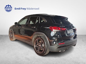 Fahrzeugbild MERCEDES-BENZ GLA 250 4MATIC AMG Line