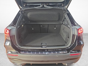 Fahrzeugbild MERCEDES-BENZ GLA 250 4MATIC AMG Line