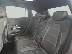 Fahrzeugbild MERCEDES-BENZ GLA 250 4MATIC AMG Line