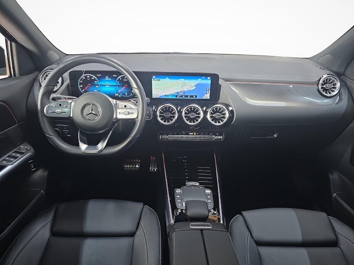 Fahrzeugbild MERCEDES-BENZ GLA 250