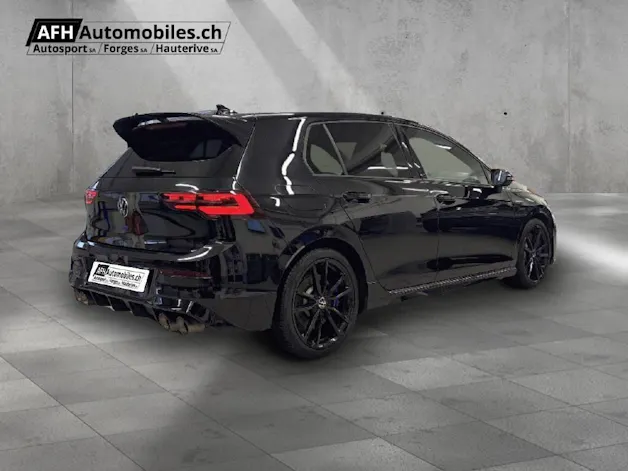 VW Golf VIII 2.0 TSI R 20 Years D