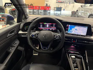 VW Golf VIII 2.0 TSI R 20 Years D