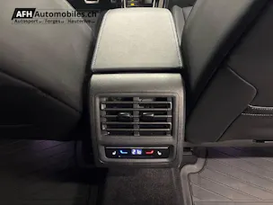 VW Golf VIII 2.0 TSI R 20 Years D