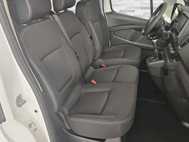 Renault Trafic Passenger 2.0 dCi Blue 150 techno
