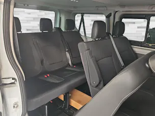 Renault Trafic Passenger 2.0 dCi Blue 150 techno