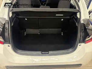 Mazda 2 Hybrid Agile