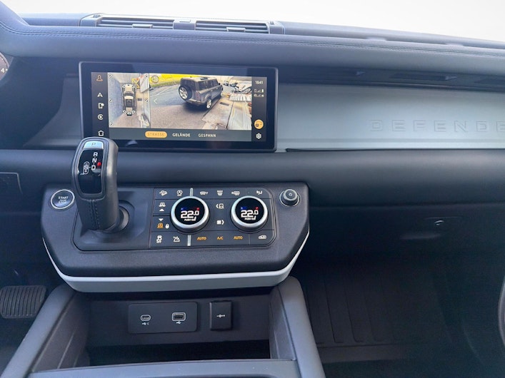 Fahrzeugbild LAND ROVER DEFENDER