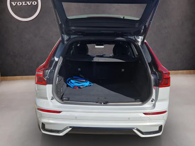 Volvo XC60 2.0 T6 TE Black Edition eAWD