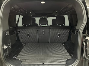 Fahrzeugbild LAND ROVER Defender 110 3.0 D I6 250 X-Dynamic SE