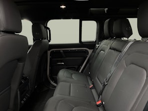 Fahrzeugbild LAND ROVER Defender 110 3.0 D I6 250 X-Dynamic SE