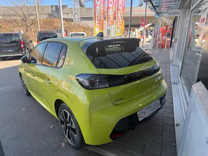 Peugeot 208 1.2 Hybrid Allure Premium