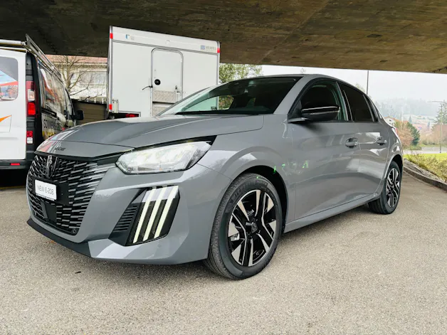 Peugeot 208 1.2 Hybrid Allure Premium