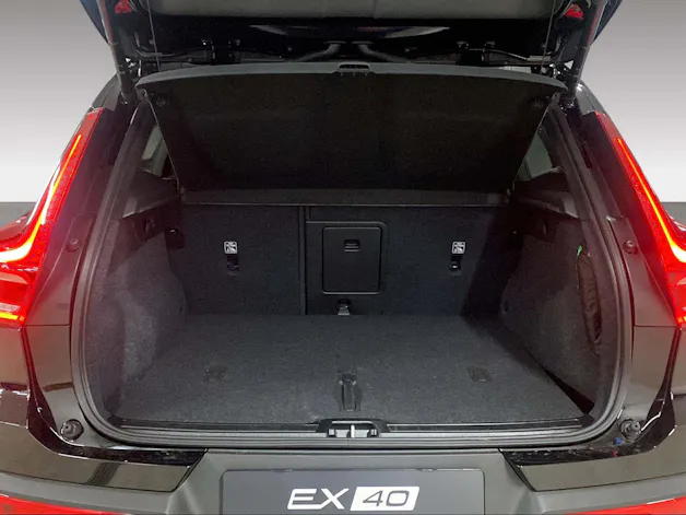 Volvo EX40 Twin XCENTRIC Edition AWD