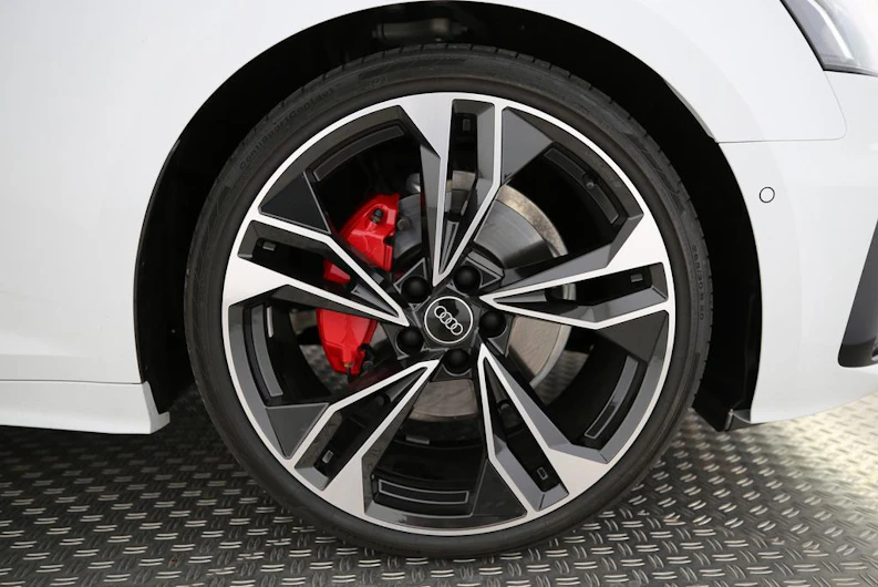 Fahrzeugbild AUDI A5