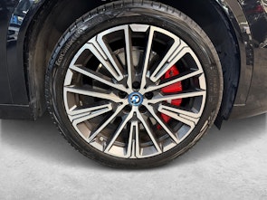 immagine del veicolo BMW iX2 30 xDrive