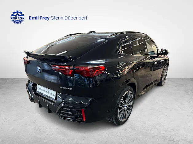 BMW iX2 30 xDrive30