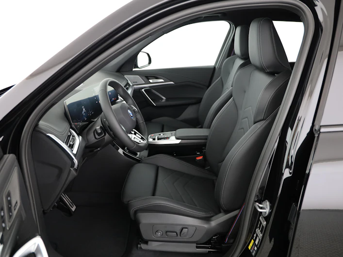 Fahrzeugbild BMW iX1