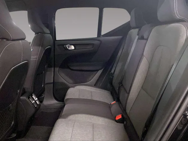Volvo XC40 2.0 B3 MH Plus Dark