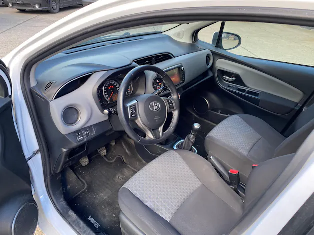 Toyota Yaris 1.33 VVT-i Luna