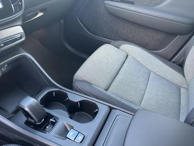 Volvo XC40 2.0 B3 MH XCITE