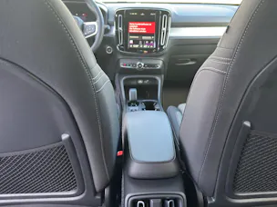 Volvo XC40 2.0 B3 MH XCITE