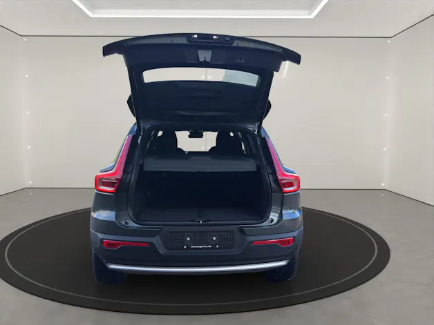 Volvo XC40 2.0 B3 MH XCITE