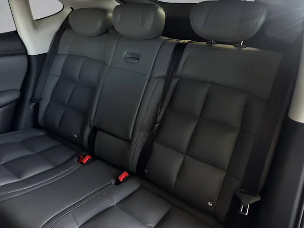 MG IM6 100 kWh Performance 20 4WD