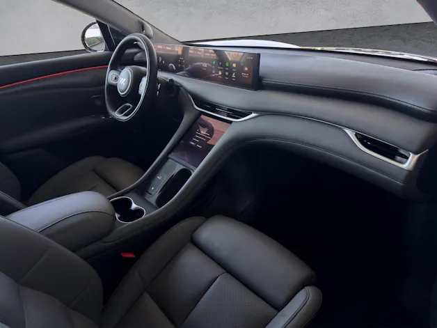 MG IM6 100 kWh Performance 20 4WD