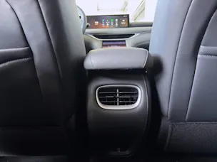 MG IM6 100 kWh Performance 20 4WD