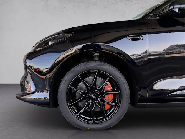 MG IM6 100 kWh Performance 20 4WD