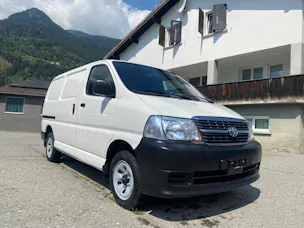 Toyota HIACE Kaw. 2.5 D-4D 4x4 5T.