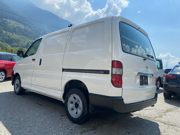 Toyota HIACE Kaw. 2.5 D-4D 4x4 5T.