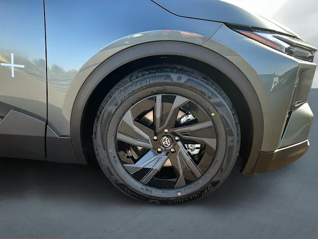 Toyota C-HR+ Style AWD