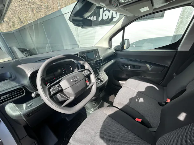 Toyota PROACE CITY Van L2 1.5 D Active