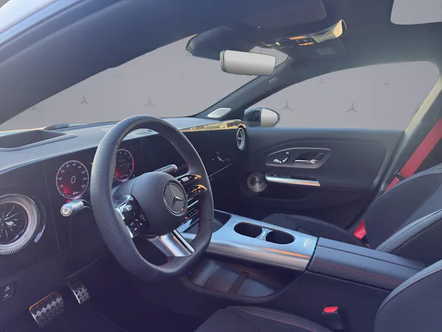 Mercedes-Benz CLA 220 AMG Line 4matic