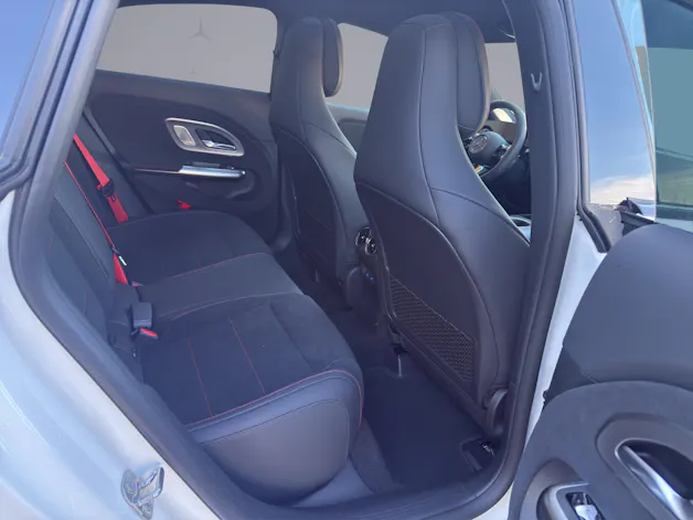 Mercedes-Benz CLA 220 AMG Line 4matic