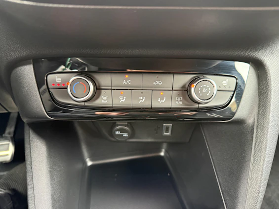 Fahrzeugbild 14 Fahrzeugbild 14