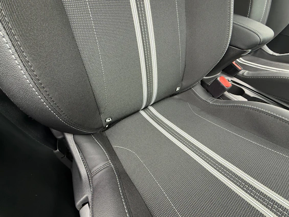 Fahrzeugbild 16 Fahrzeugbild 16