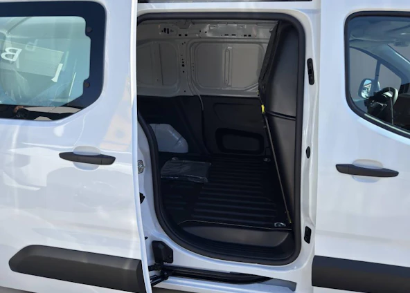 Fahrzeugbild 10 Fahrzeugbild 10