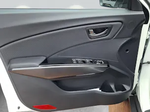 KGM Tivoli 1.5 T-Gdi Bronze 4WD