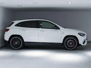 Mercedes-Benz GLA 35 AMG 4MATIC