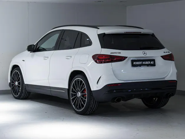 Mercedes-Benz GLA 35 AMG 4MATIC
