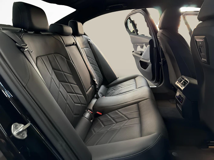 Fahrzeugbild BMW 5 SERIES