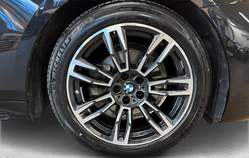 Fahrzeugbild BMW 5 SERIES