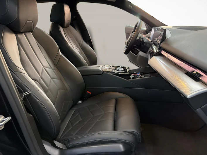 Fahrzeugbild BMW 5 SERIES