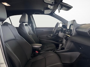 Fahrzeugbild TOYOTA Yaris Cross 1.5 VVT-i HSD Premium AWD-i