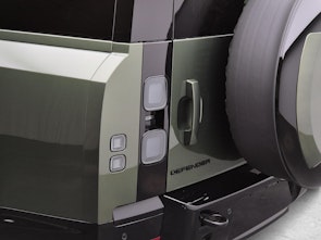 Fahrzeugbild LAND ROVER Defender 130 3.0 D I6 350 X-Dynamic HSE 1.99% Leasing 10'000.- Eintauschprämie