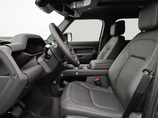 Land Rover Defender 130 3.0 D I6 350 X-Dynamic HSE 1.99% Leasing 10'000.- Eintauschprämie