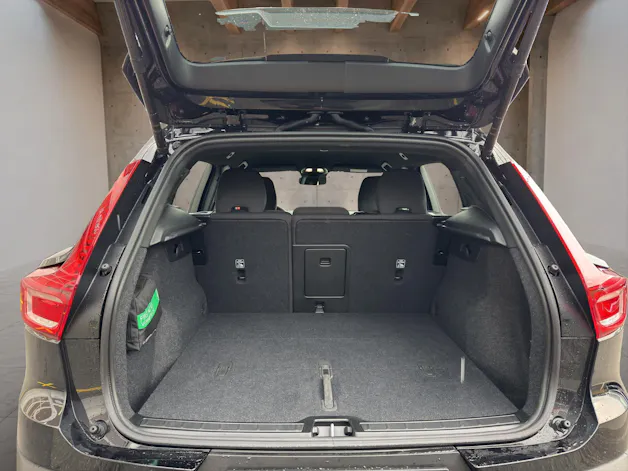 VOLVO EX40 Twin Plus AWD